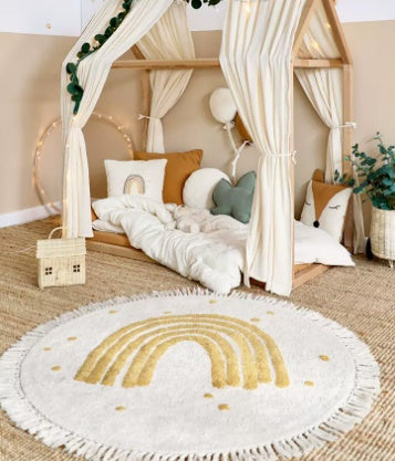 Tapis Rond Enfant Arc-en-Ciel Brodé – Beige & Crème – Franges Coton