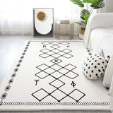 Tapis Berbère Blanc Crème Motifs Géométriques Noirs – Salon & Chambre 5