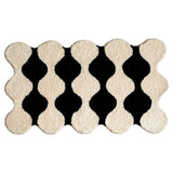 Tapis Tufté Graphique Noir et Crème – Coquillage, Losanges & Rayures 2