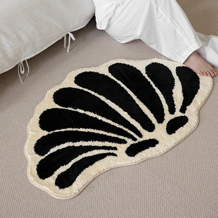 Tapis Tufté Graphique Noir et Crème – Coquillage, Losanges & Rayures — Tapinna®