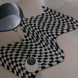 Tapis Touffeté Damier Vert et Noir Forme Irrégulière 4