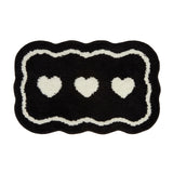 Tapis Forme Irrégulière Noir & Blanc Motif Cœurs – Salle de Bain & Salon 3